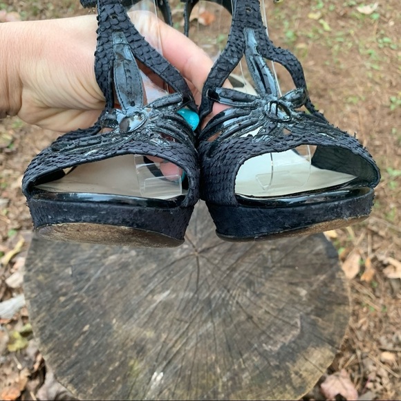 Christian Dior black Python and patent leather T strap ankle strap sandals 39 - Picture 4 of 16